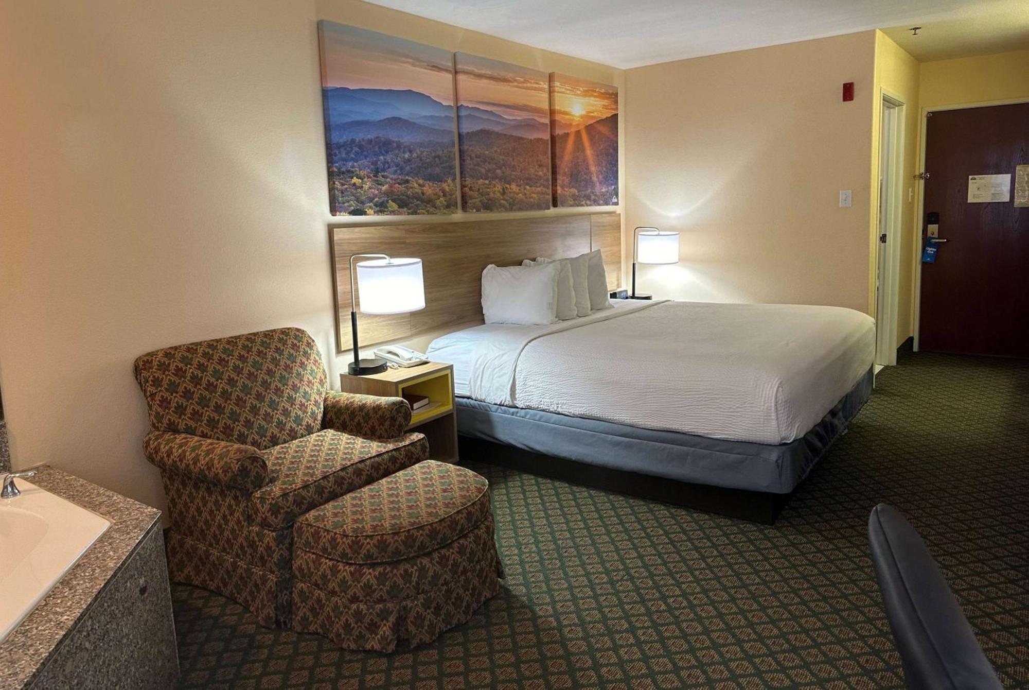 Days Inn & Suites By Wyndham Eunice Exterior photo